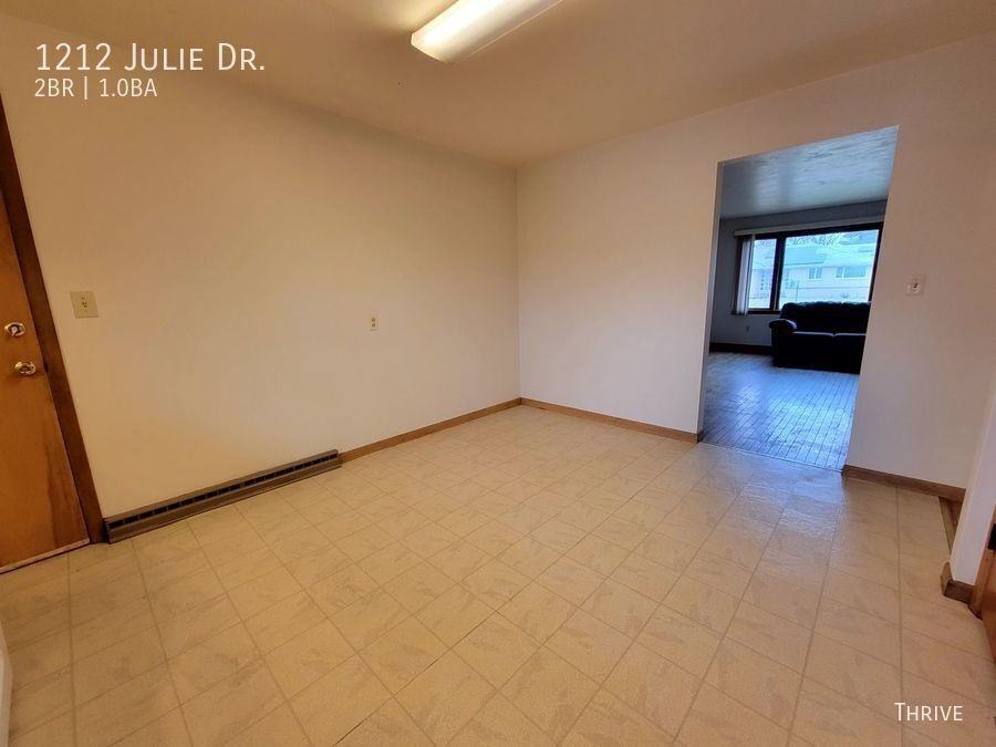 1212 Julie Dr - Photo 6 of 14