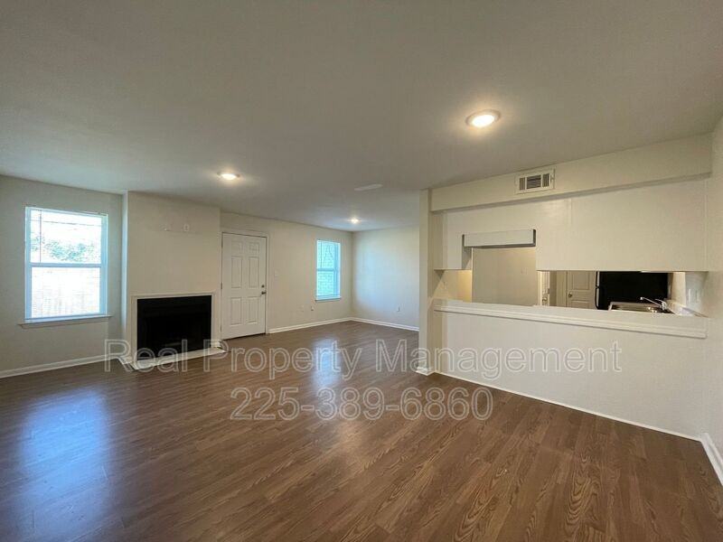 7743 Bles Ave #1B - Photo 4 of 19