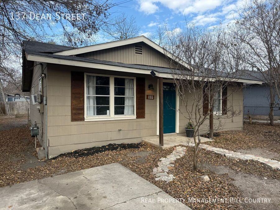 137 Dean St - Photo 2 of 15