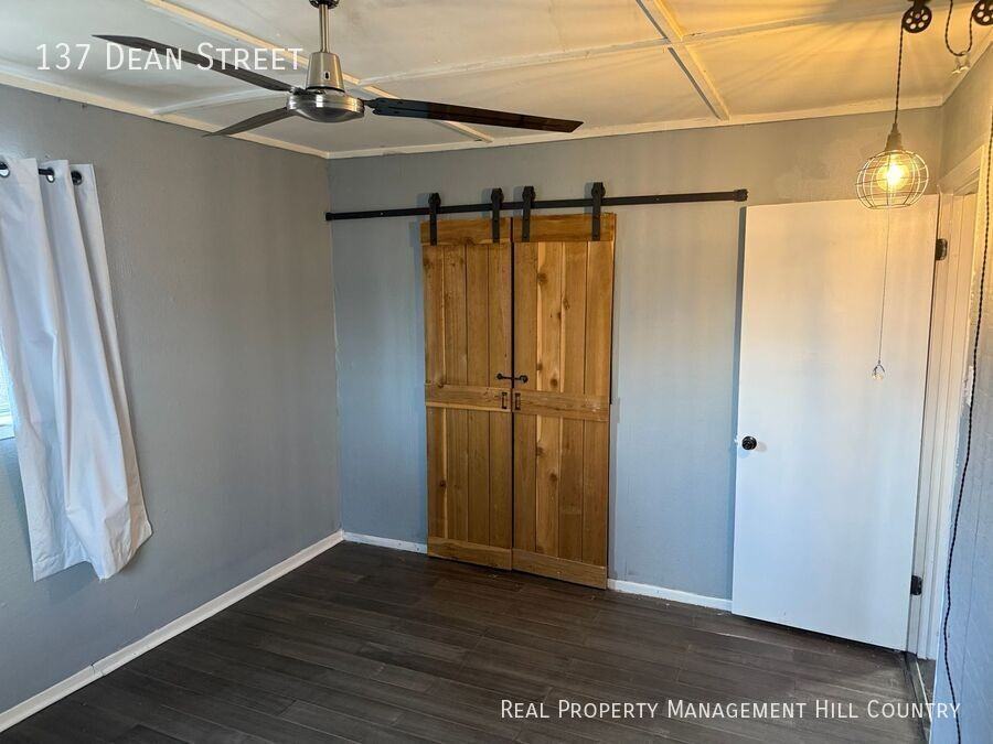 137 Dean St - Photo 7 of 15