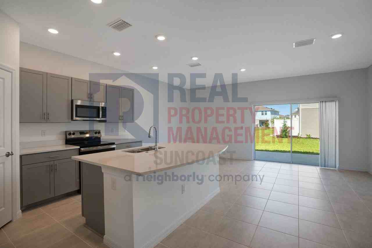 8709 Winter Breeze Way - Photo 6 of 24