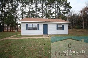 featured image of 402 Garrett St