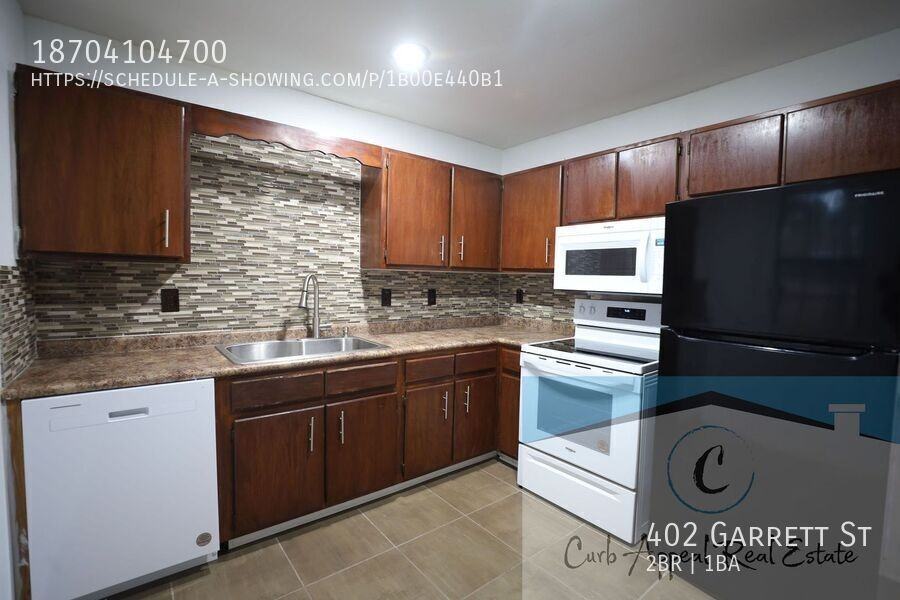 402 Garrett St - Photo 3 of 10