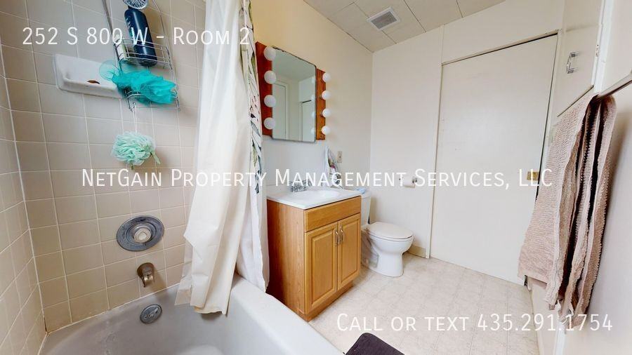 252 S 800 W #2 - Photo 5 of 10