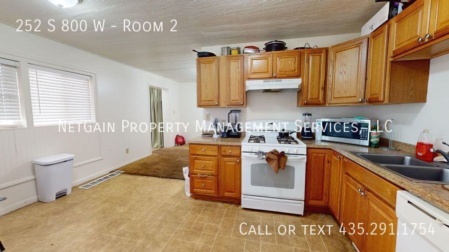 252 S 800 W #2 - Photo 7 of 10