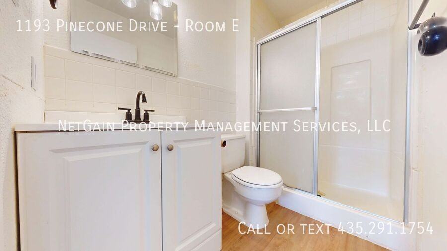 1193 Pinecone Dr #E - Photo 7 of 50