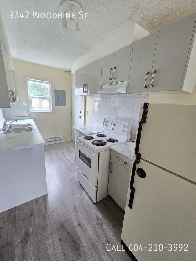 9342 Woodbine St - Photo 6 of 8