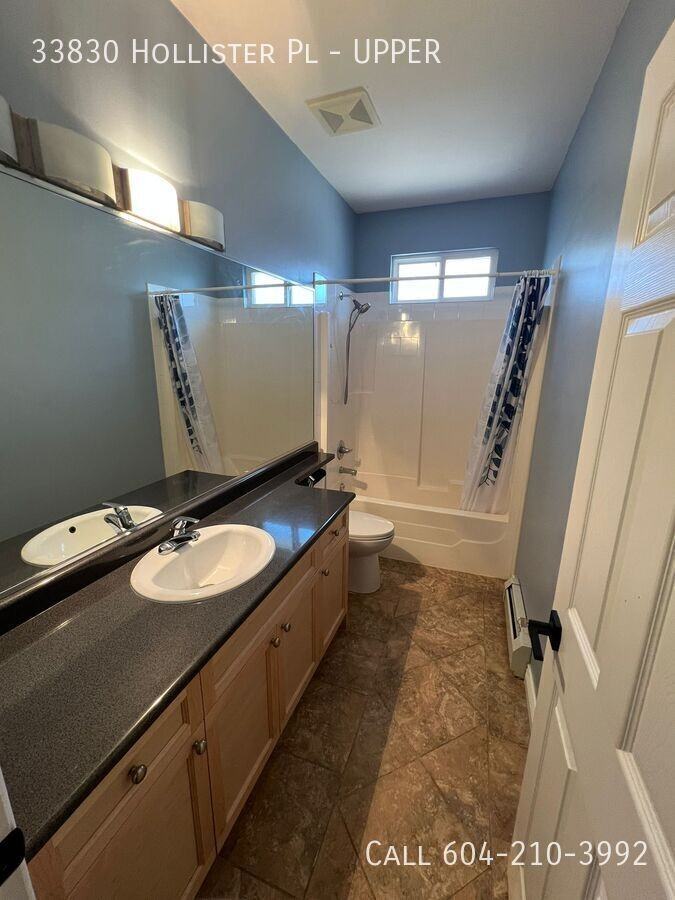 33830 Hollister Pl - Photo 5 of 12