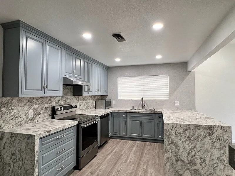 1074 Plumwood Ct - Photo 4 of 40