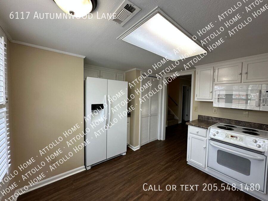 6117 Autumnwood Ln - Photo 6 of 21