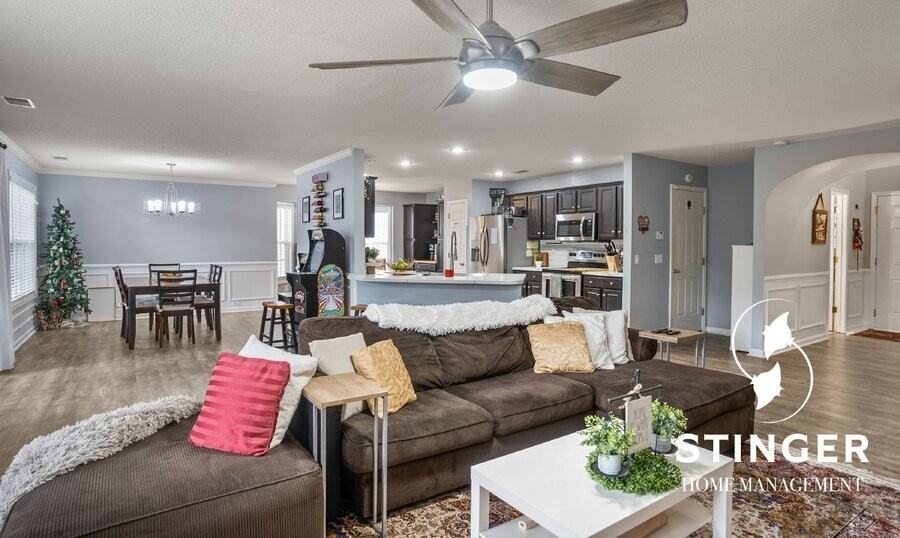 196 Cotton Field Ln E - Photo 7 of 39