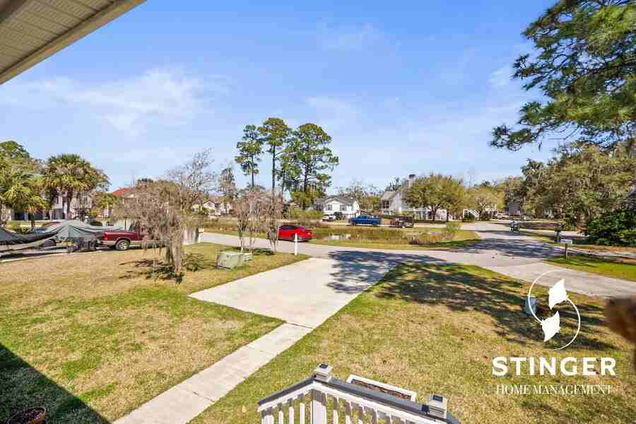 2927 Waters Edge Ct - Photo 5 of 38