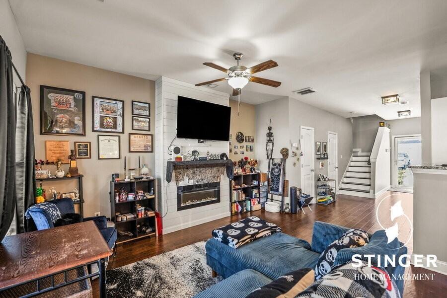 332 Dante Cir - Photo 7 of 29