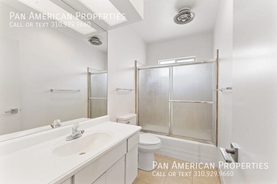 817 Riverside Pl #17 - Photo 3 of 11