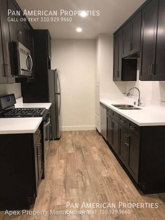 10239 Woodworth Ave #5