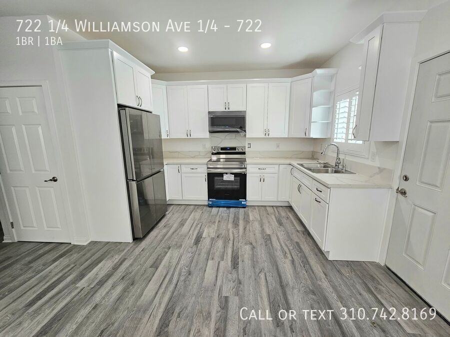 722 1/4 Williamson Ave #722 - Photo 3 of 13