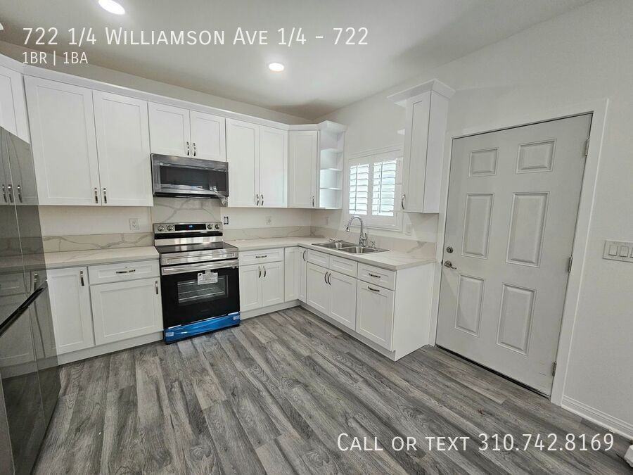 722 1/4 Williamson Ave #722 - Photo 5 of 13