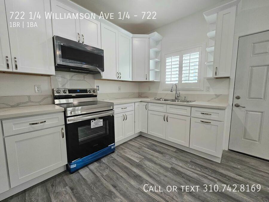 722 1/4 Williamson Ave #722 - Photo 6 of 13