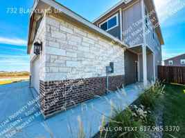 featured image of 732 Blackland Dr