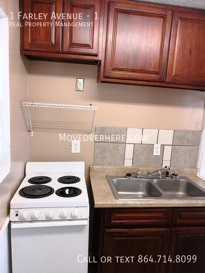 1 Farley Ave #1 - Photo 4 of 11