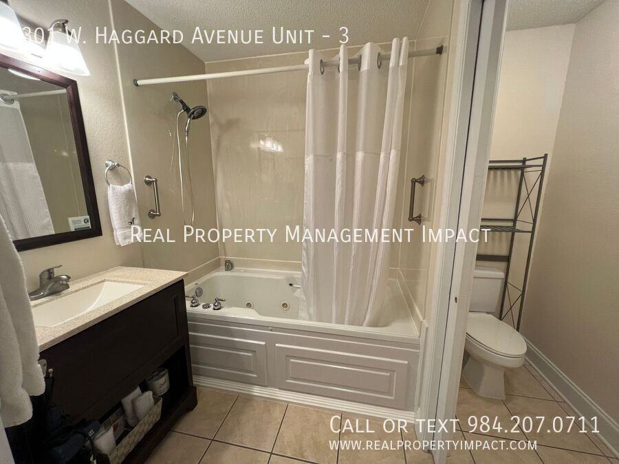 301 W Haggard Ave #3 - Photo 3 of 28