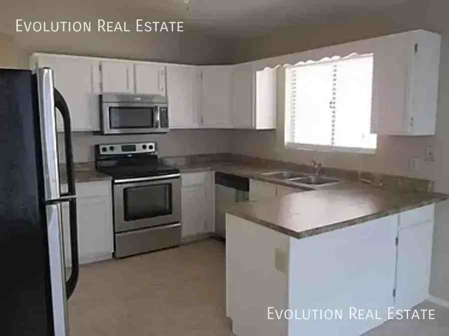 4302 E Rosemonte Dr - Photo 4 of 5