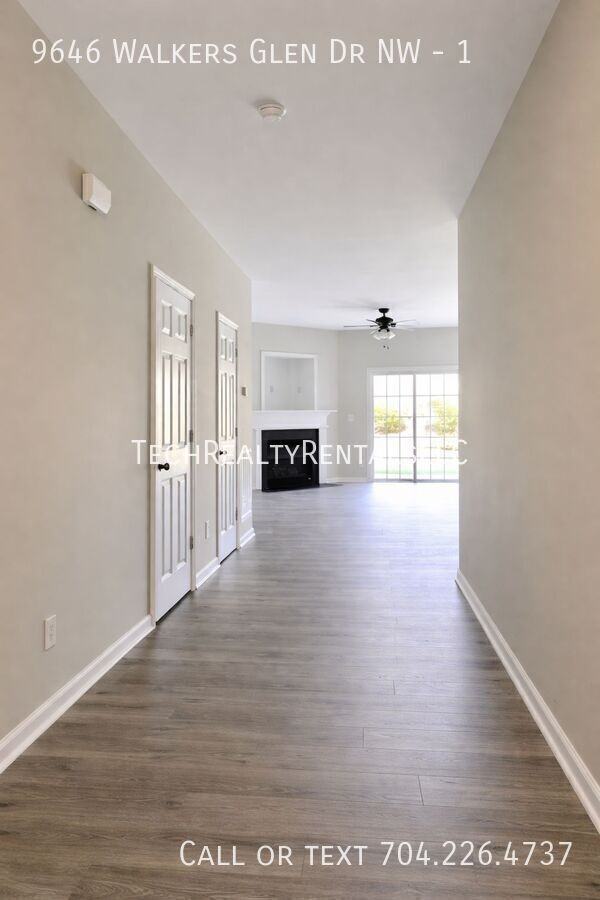 9646 Walkers Glen Dr Nw #1 - Photo 4 of 31