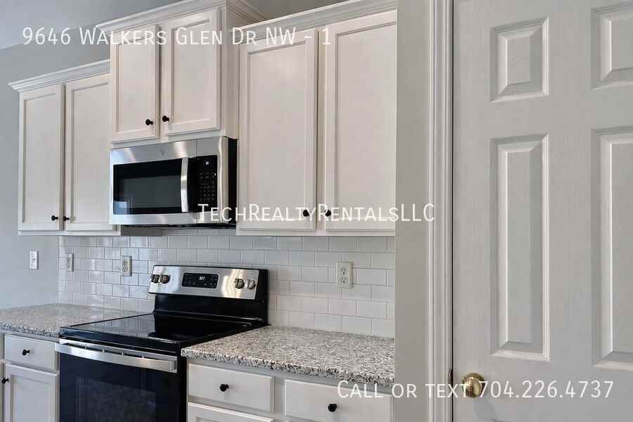 9646 Walkers Glen Dr Nw #1 - Photo 7 of 31