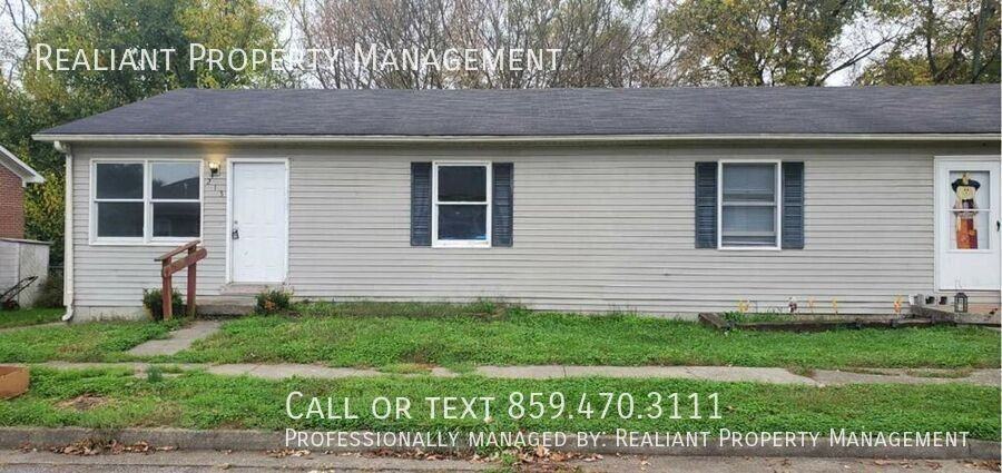 215 Green St - Photo 3 of 14