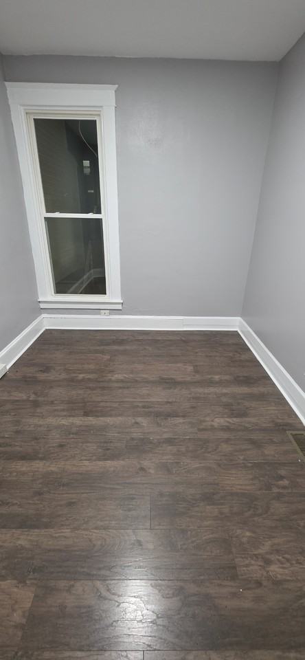 2514 Calverton Heights Ave - Photo 3 of 7