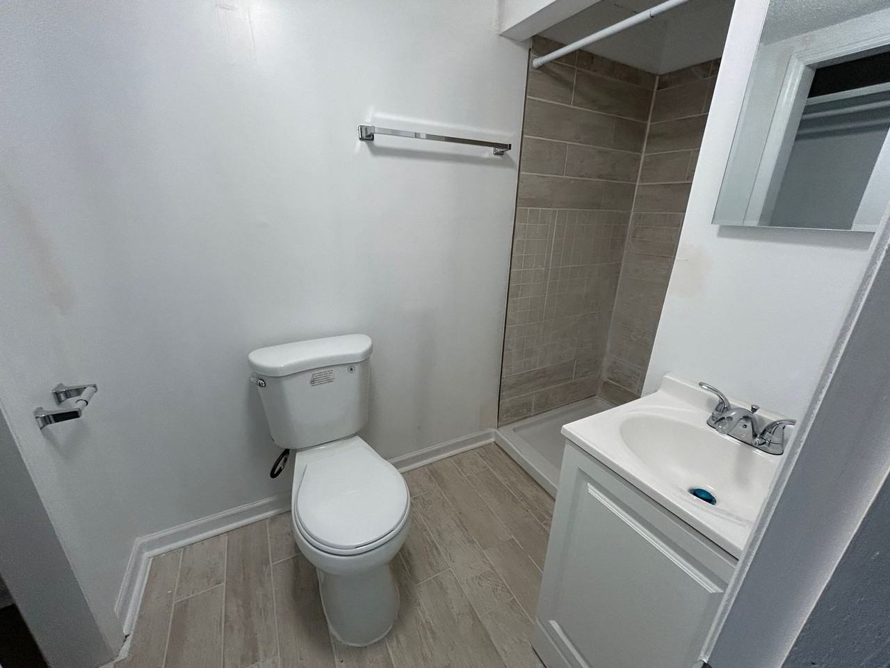 2314 Alameda St - Photo 6 of 15