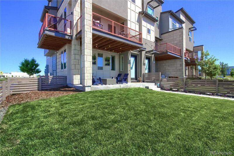 5692 Emporia St - Photo 4 of 33