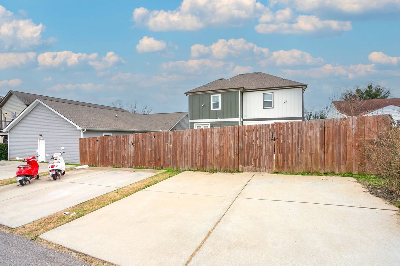 2020 14th Ave N - Photo 6 of 48