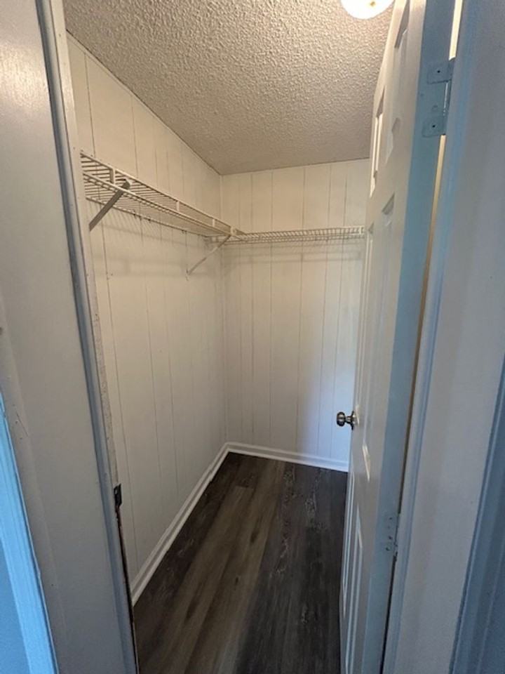 208 Greenbranch Ct - Photo 7 of 21