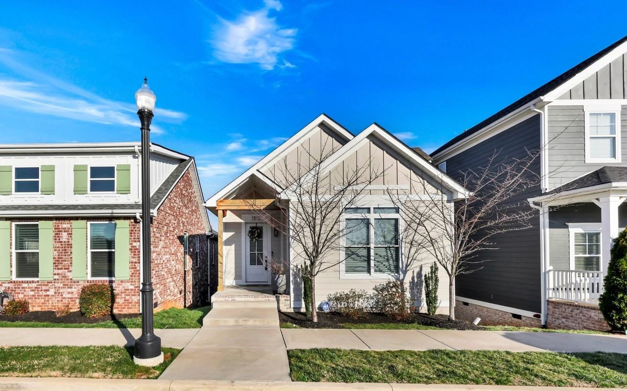 1372 Hicks Edgen Rd - Photo 4 of 37