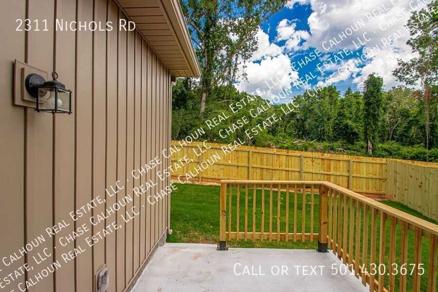 2311 Nichols Rd - Photo 7 of 35