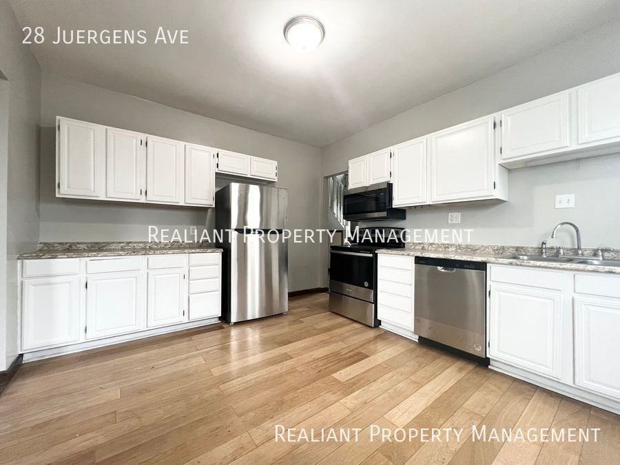 28 Juergens Ave - Photo 4 of 45