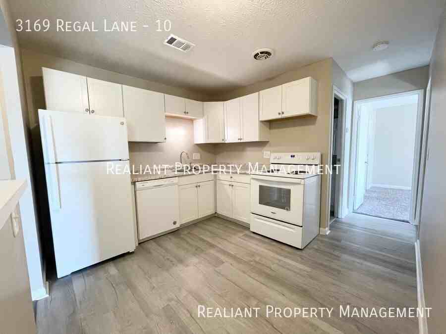 3169 Regal Ln #10 - Photo 4 of 10