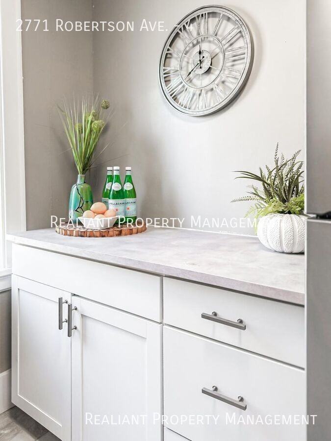 2771 Robertson Ave #4 - Photo 7 of 12