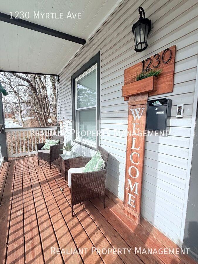 1230 Myrtle Ave - Photo 2 of 24