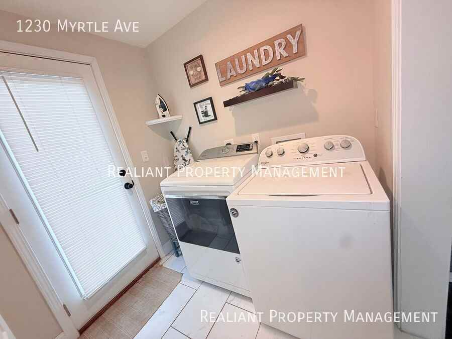 1230 Myrtle Ave - Photo 7 of 24