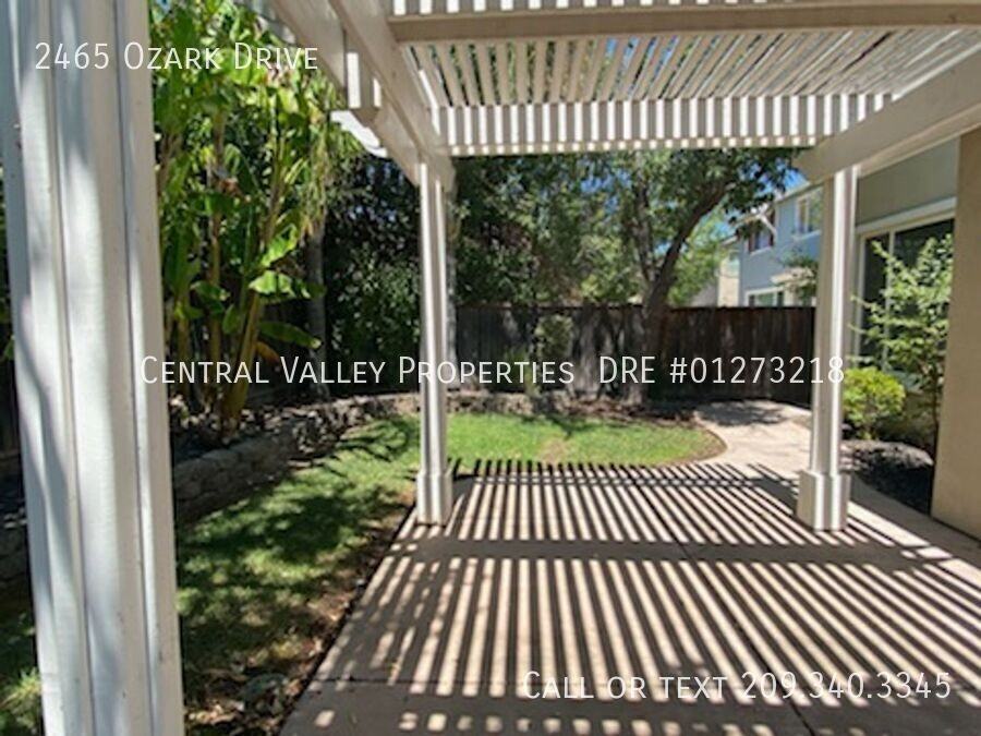 2465 Ozark Dr - Photo 7 of 22