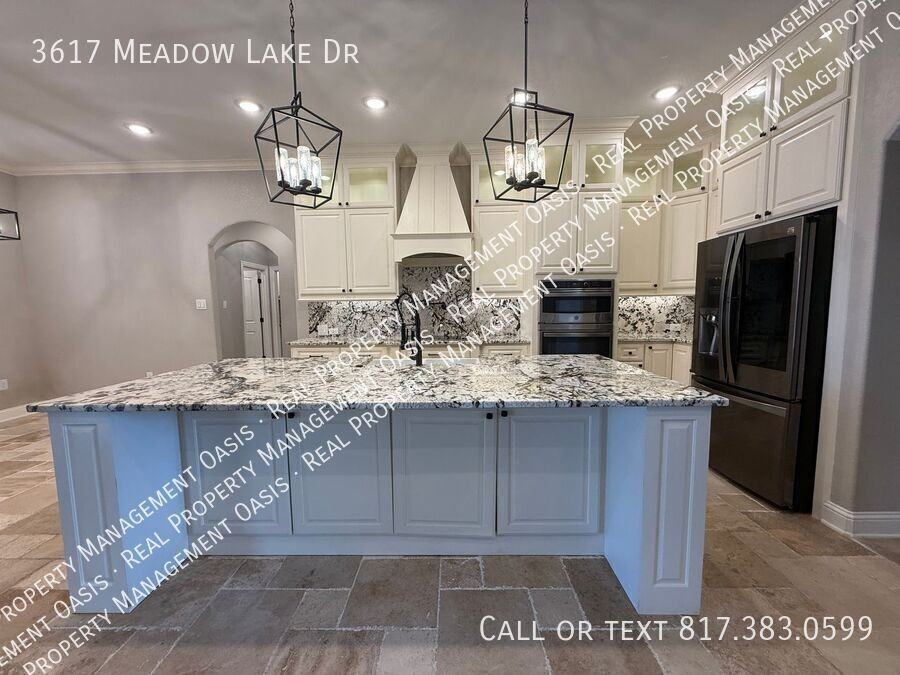 3617 Meadow Lake Dr - Photo 2 of 24