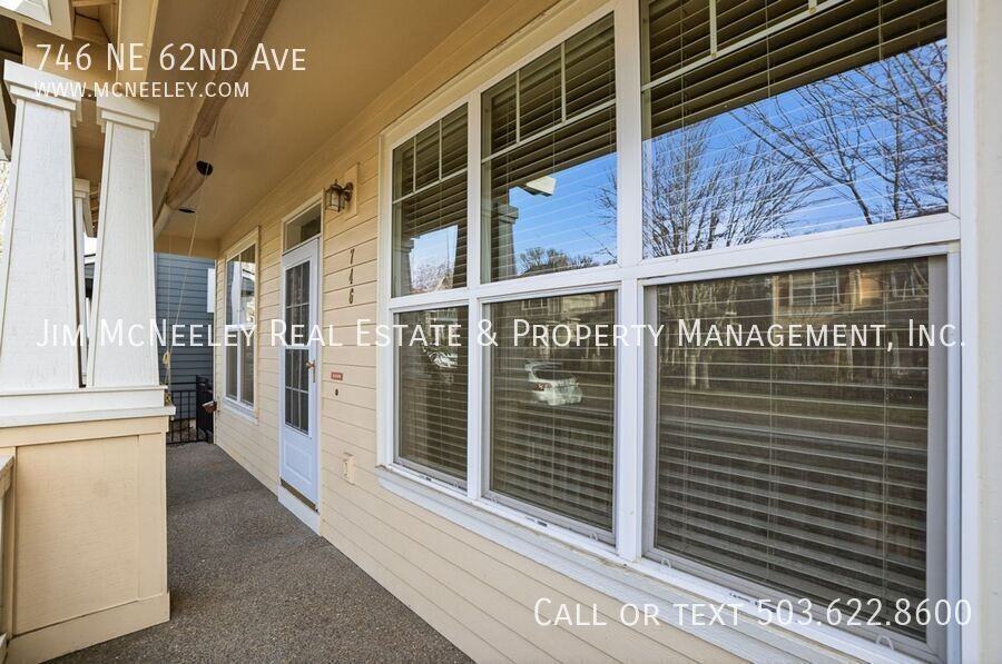 746 Ne 62nd Ave - Photo 3 of 35