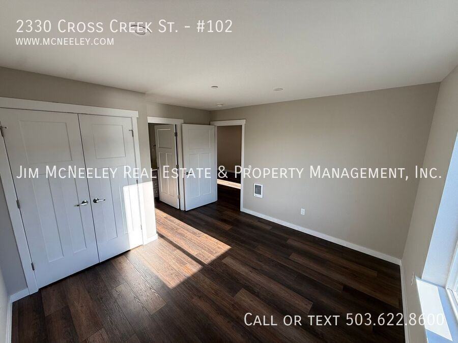 CROSS CREEK & #102 - Photo 5 of 18