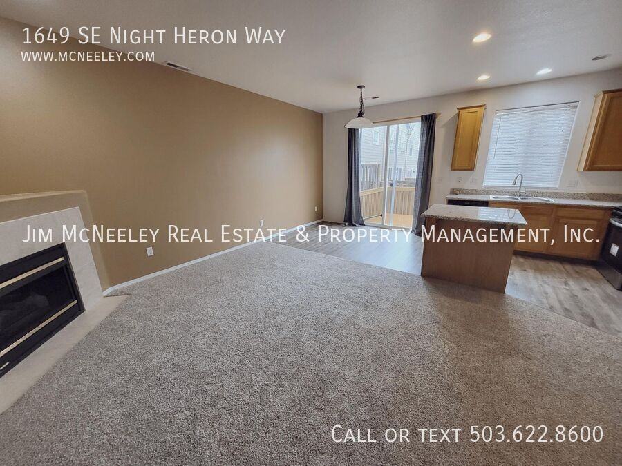 1649 Se Night Heron Way - Photo 4 of 18