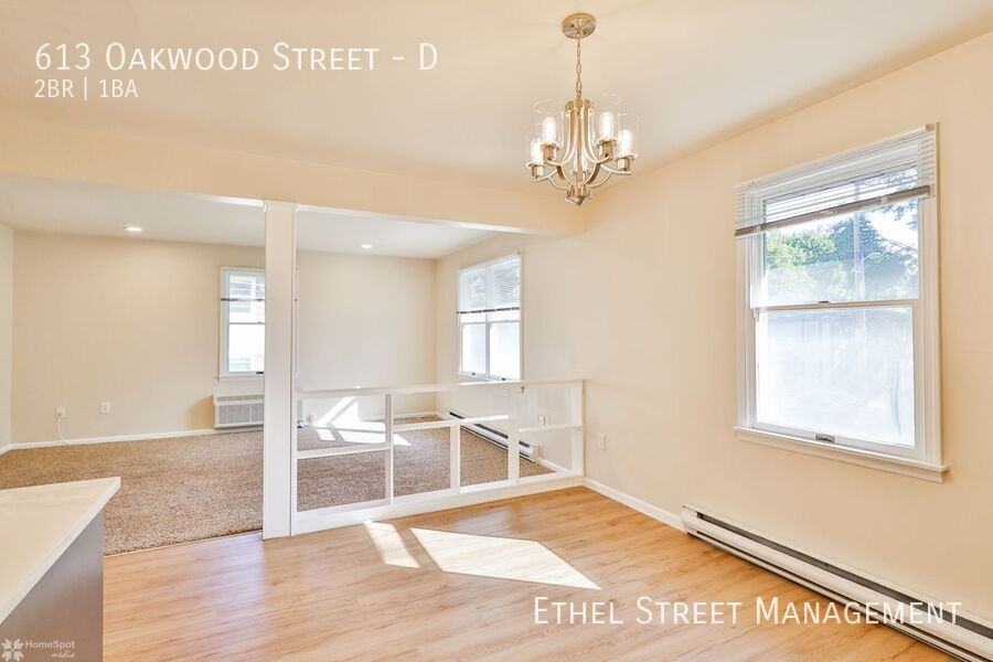 613 Oakwood St #D - Photo 5 of 20