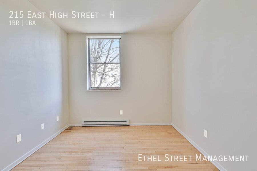 215 E High St #H - Photo 2 of 36