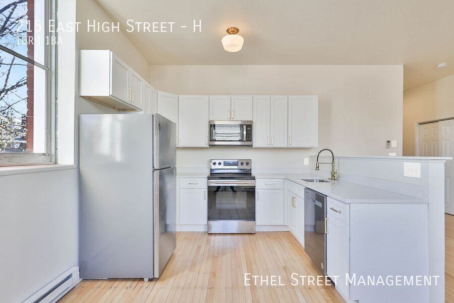 215 E High St #H - Photo 7 of 36