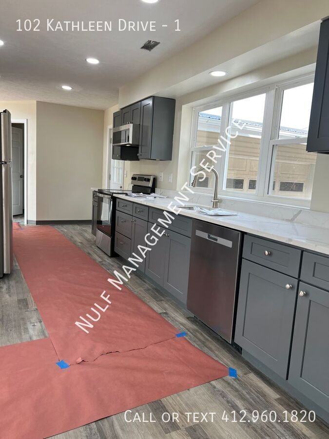 102 Kathleen Dr #1 - Photo 2 of 8